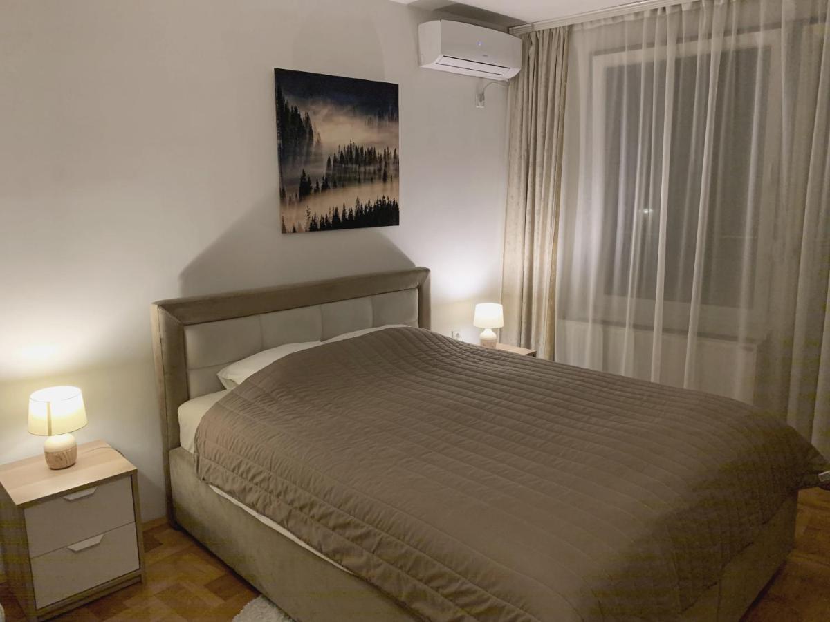 Trident Apartments 2 Ni Exterior foto